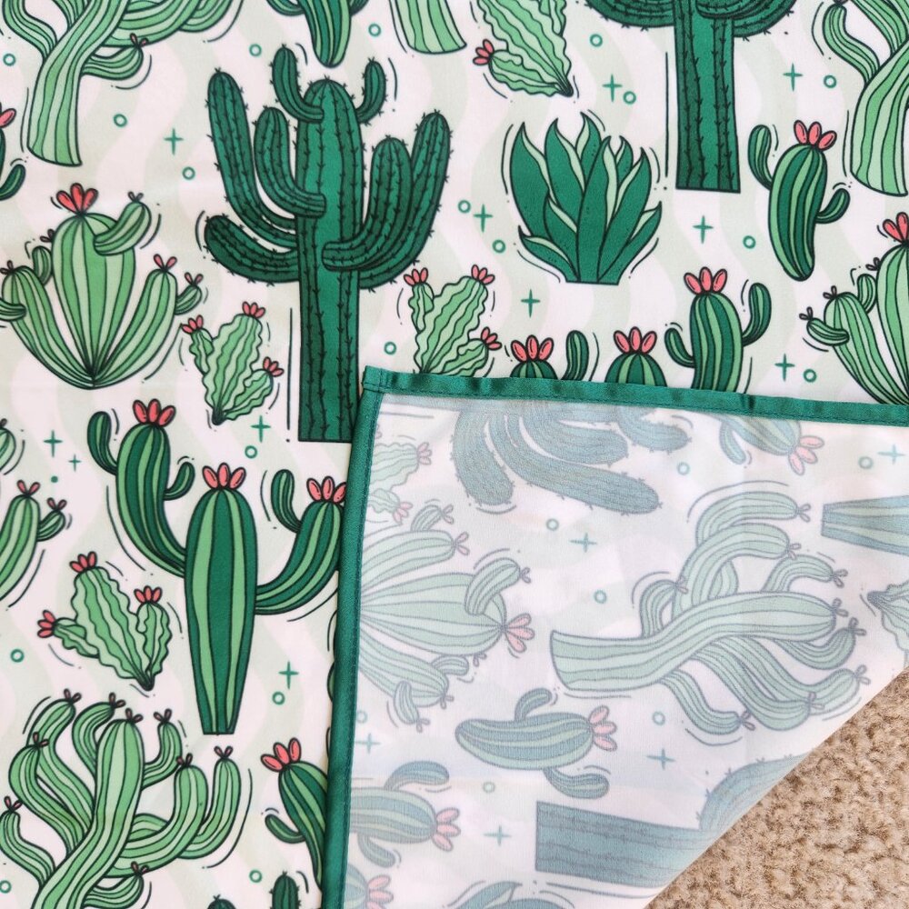 NEW Silky Satin Cactus Desert Western scarf bandana neckerchief - Picture 3 of 3